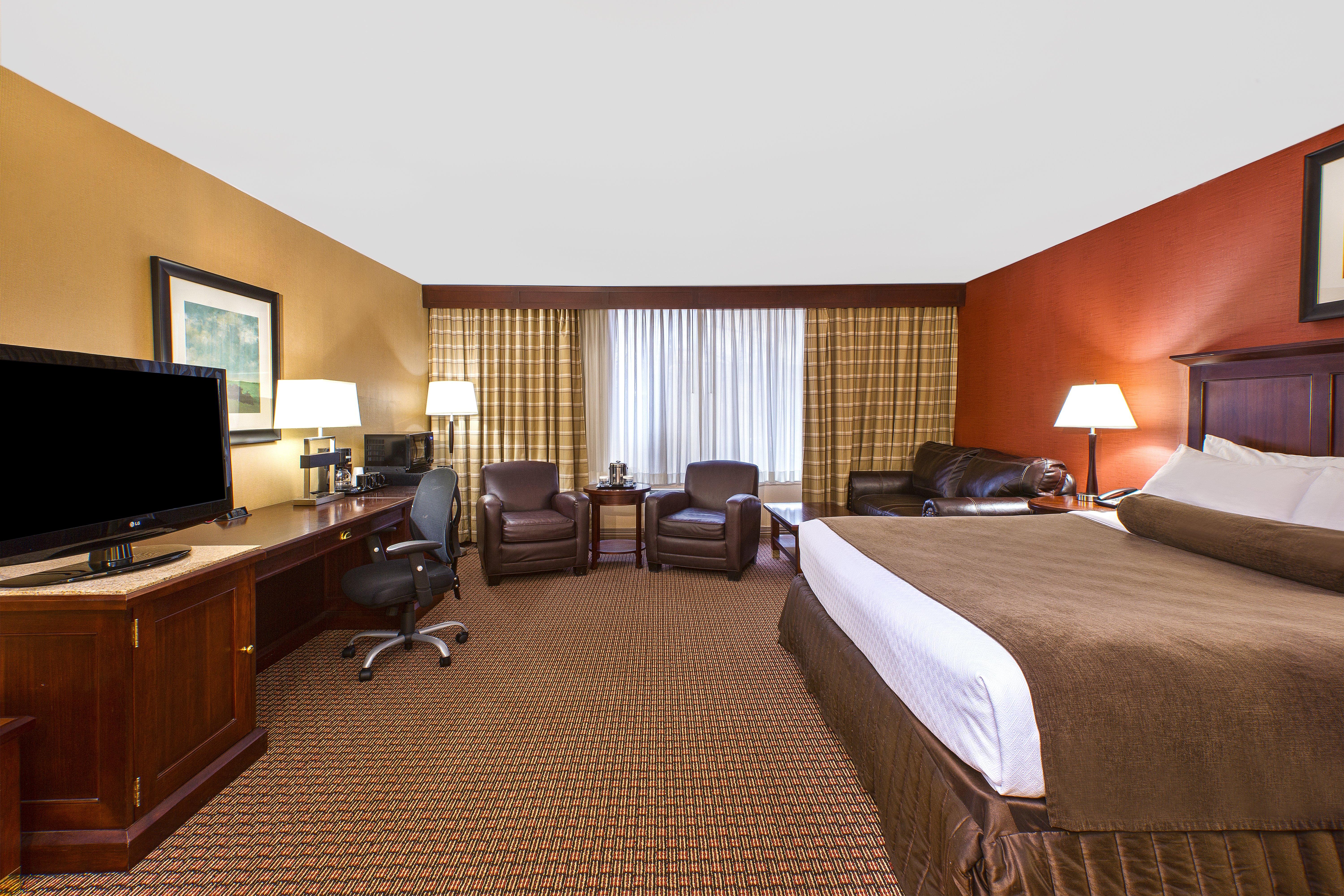 Hotel Ramada By Wyndham Cleveland Independence Exterior foto